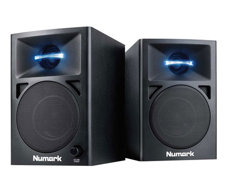 Numark MixTrack Pro III Starter Package

