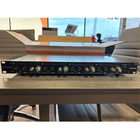Technical Pro MS-B4 headphone distribution / Amplifier