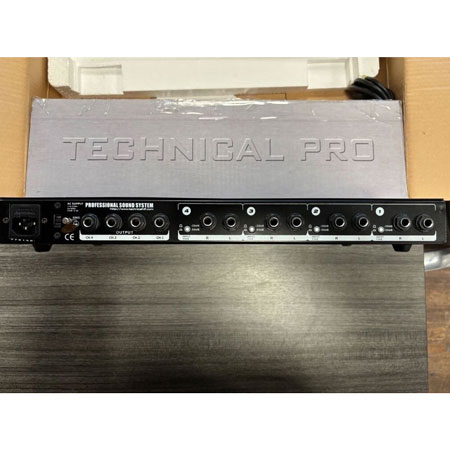 Technical Pro MS-B4 headphone distribution / Amplifier