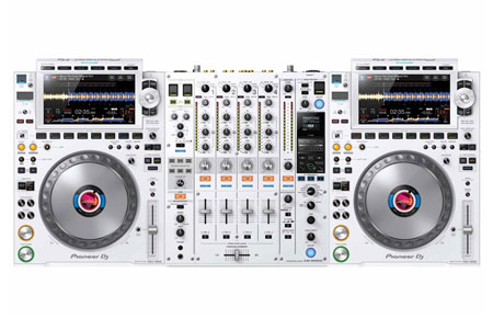 (2) Pioneer CDJ-3000 with DJM-900NXS2 Pack