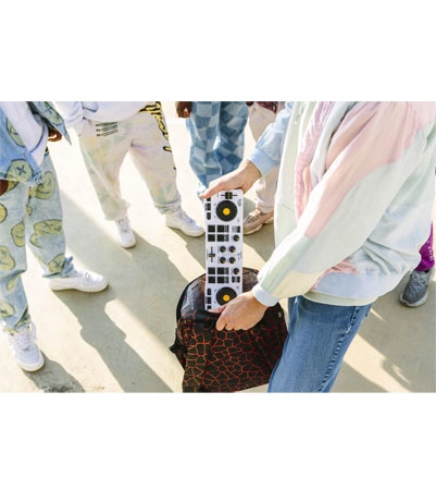 Hercules DJControl Mix - Compact Beginner DJ Controller