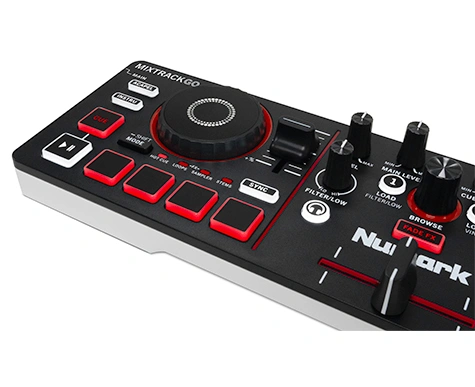 Numark MixTrack Go Portable 2-Deck DJ Controller | 123DJ