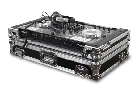 Pioneer DDJ-SX3 + Odyssey Flight Case