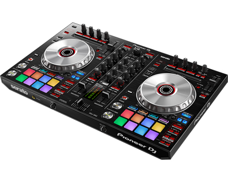 Pioneer DDJ-SR2 and Pioneer DJ HDJ-X5 with VM50 Package