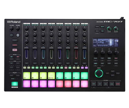 Roland MC-707 Groovebox Sequencer