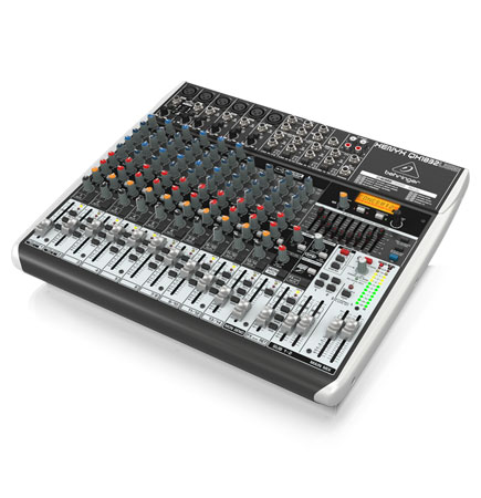 Behringer QX1832USB