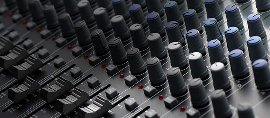 PreSonus StudioLive AR16c 18-Channel USB-C Hybrid Digital/Analog Performance Mixer