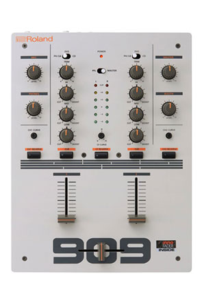 Roland DJ-99 2-Channel DJ Controller