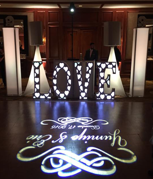 Love Decor Light