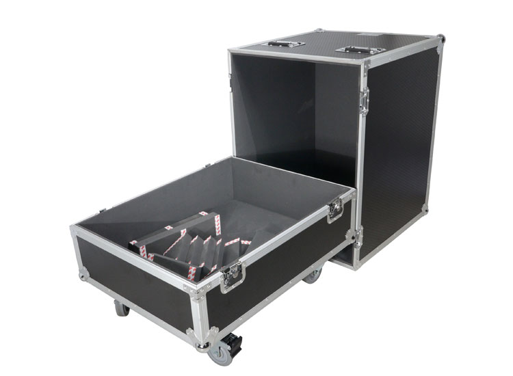 ProX XS-292922SPW Universal Flight Case w/ Caster Wheels