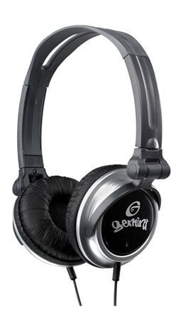 Numark MixTrack Pro III Starter Package