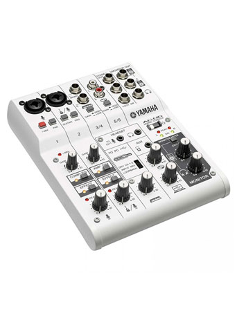  Yamaha AG06 Mixer Livestream Pack