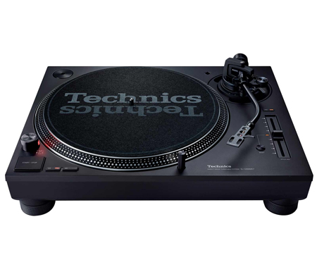 Technics SL-1200MK7 Turntable with Road Case